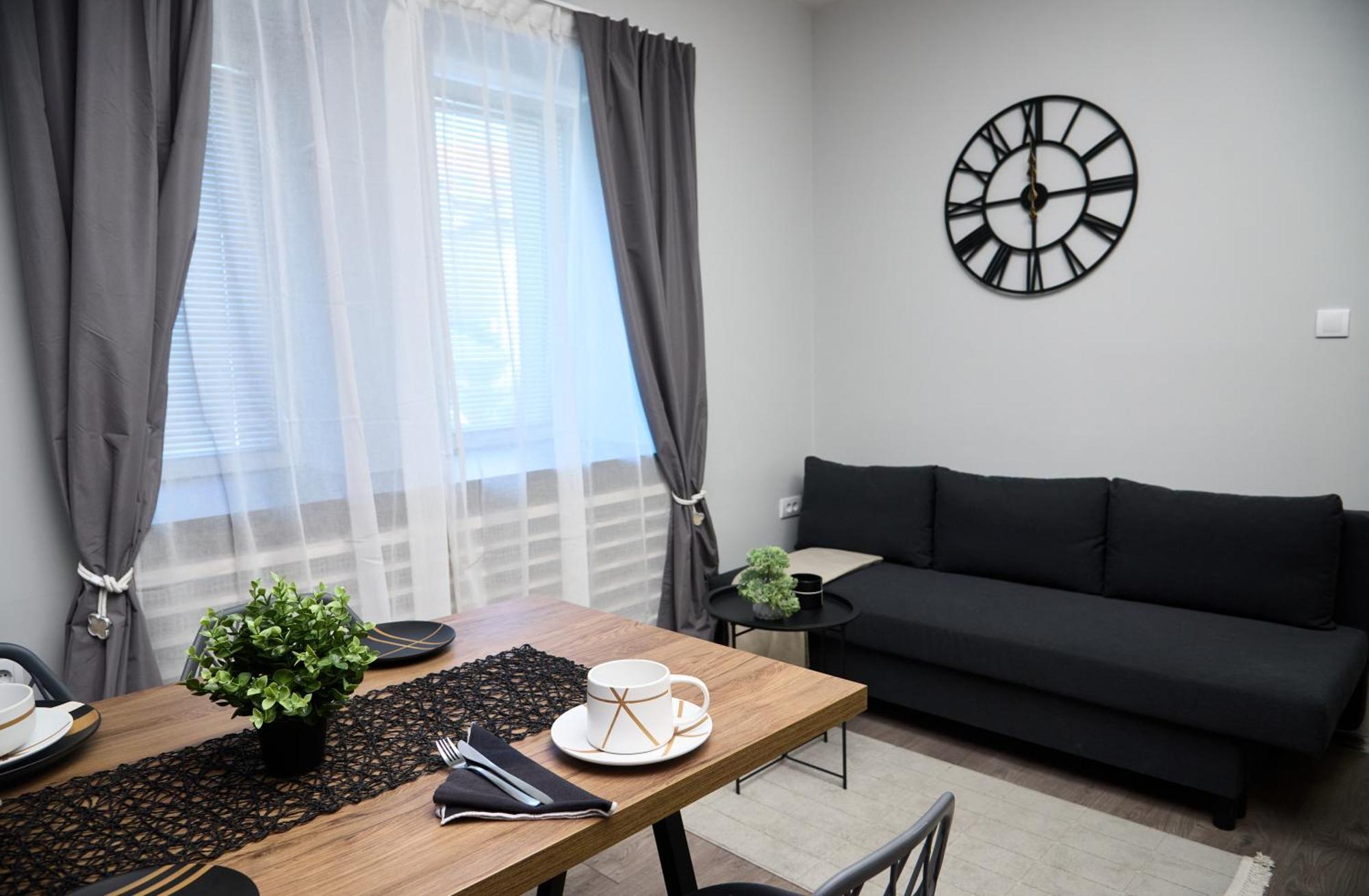 Downtown Boutique Apartments Novi Sad Exterior foto